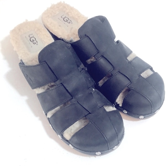 Ugg Ore Fisherman Clogs - Picture 2 of 8